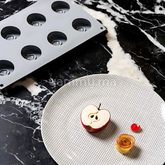 Moule Silicone Demi Pomme "GG068" - Pavoni